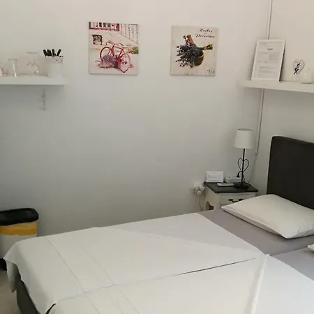Center Olivia Πανσιόν